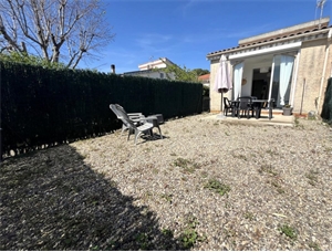 studio à la location -   20290  BORGO, surface 30 m2 location studio - UBI443877416